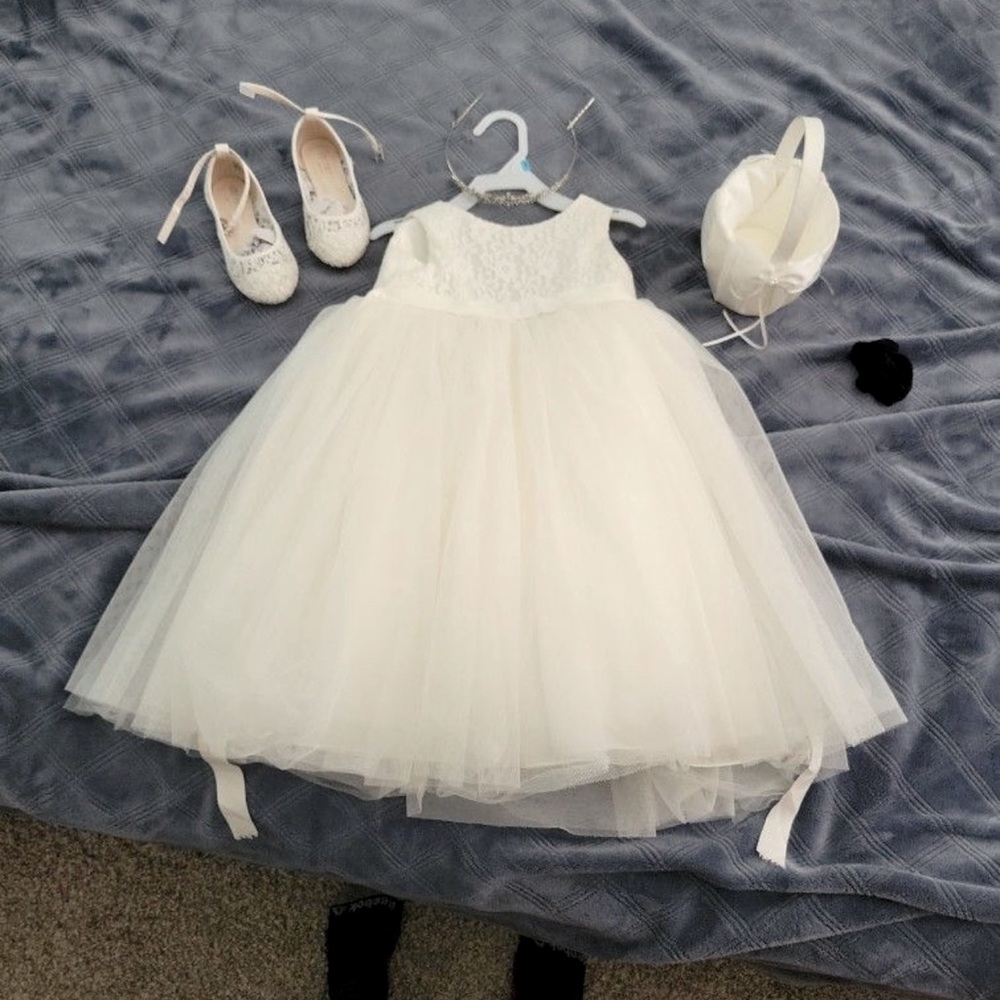 Flower girl set.